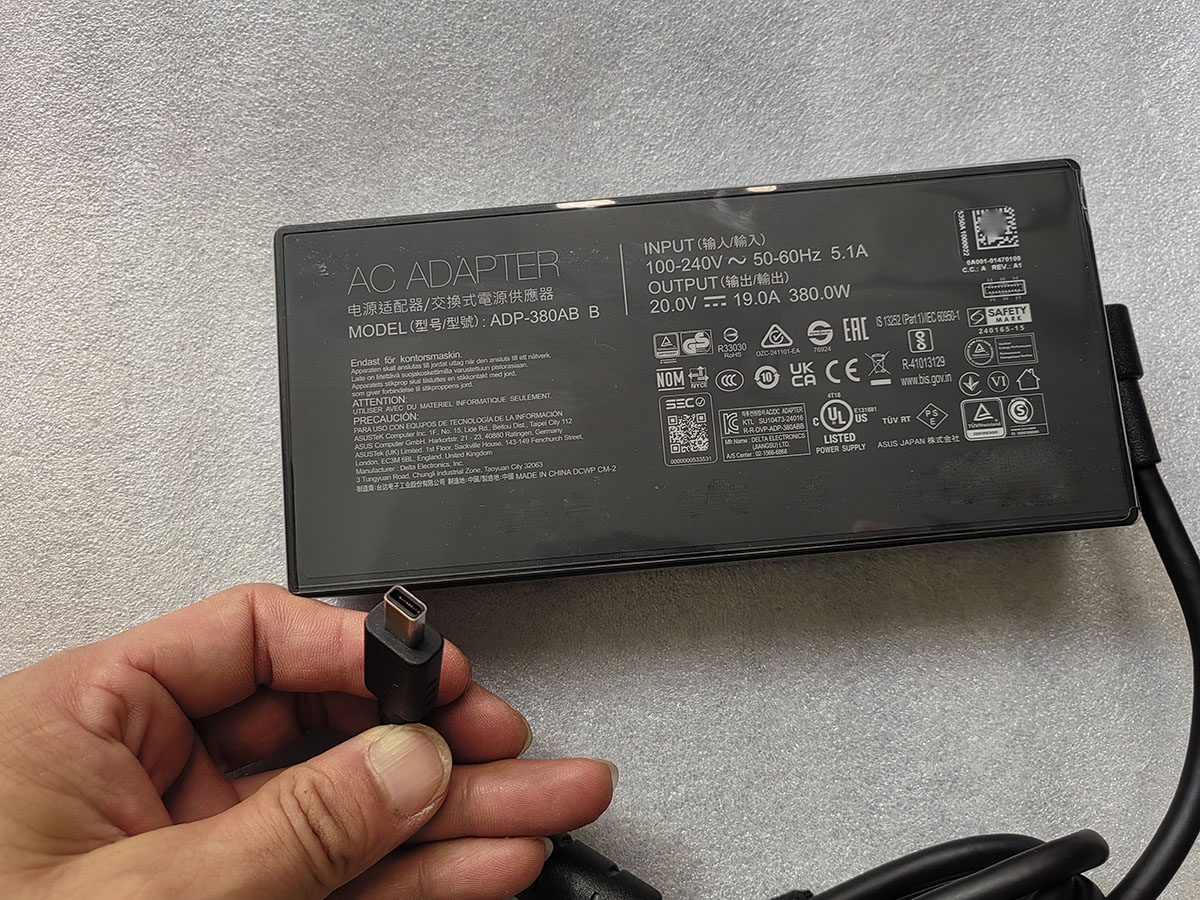 อะแดปเตอร์ AC ใหม่ 20V 19A หัว - Pc Gaming Uk บทวิจารณ์และราคา
