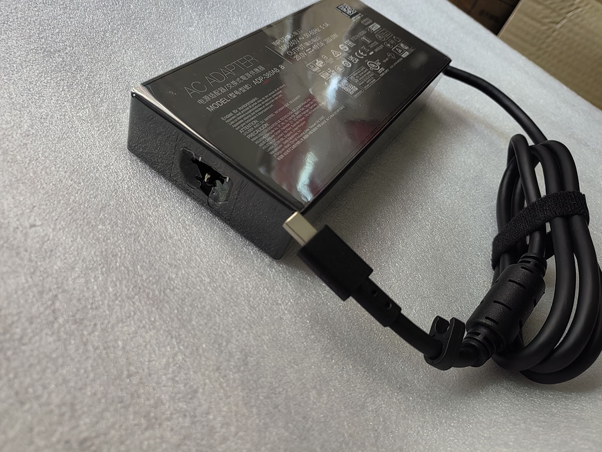 อะแดปเตอร์ AC ใหม่ 20V 19A หัว - Pc Gaming Uk บทวิจารณ์และราคา