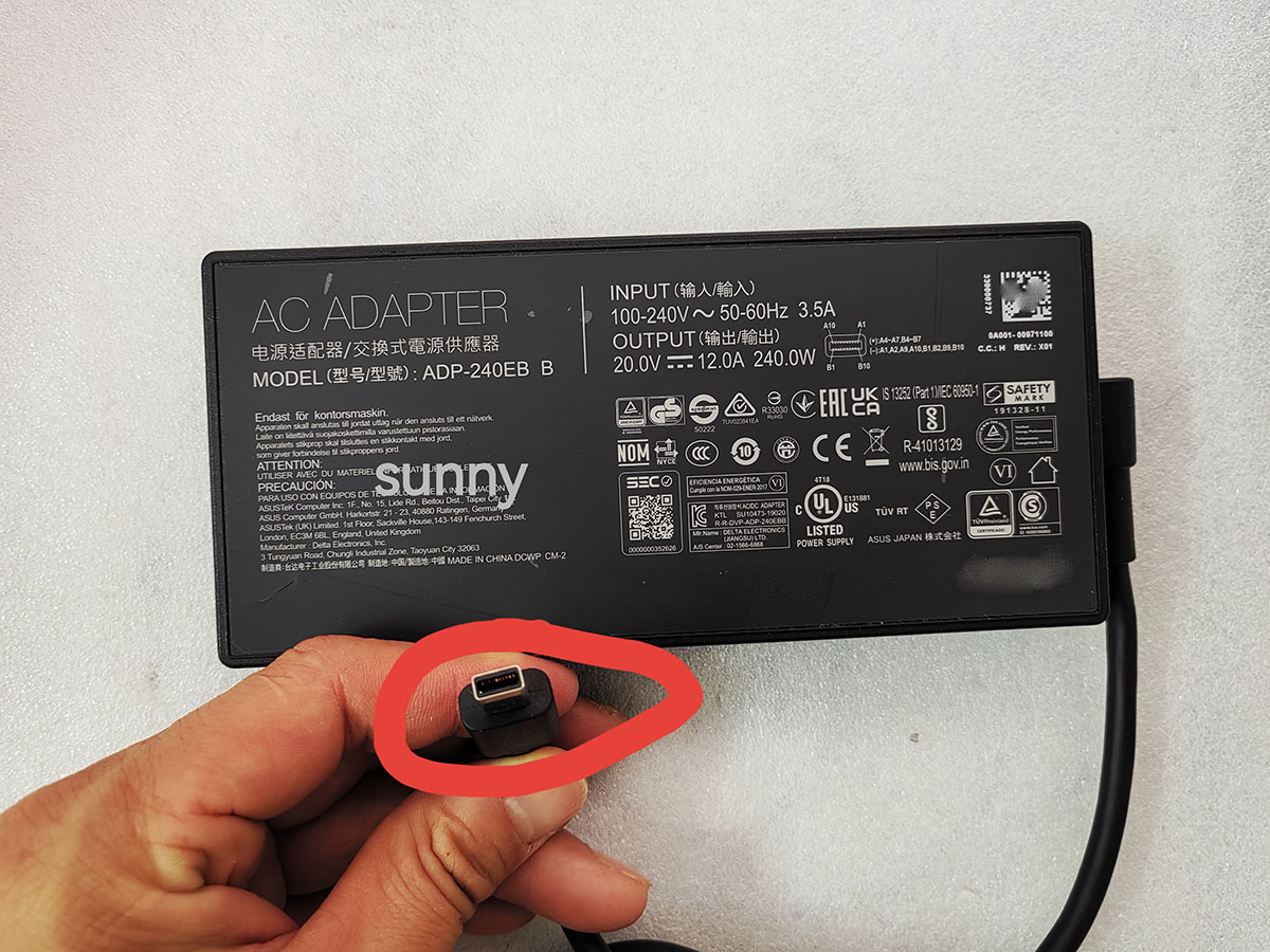 อะแดปเตอร์ AC OEM ADP-240EB B  - Pc Gaming Uk บทวิจารณ์และราคา