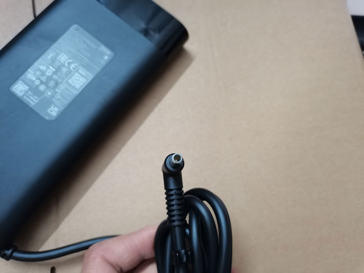 อะแดปเตอร์ AC OEM 19.5V 11.8A  - Pc Gaming Uk บทวิจารณ์และราคา